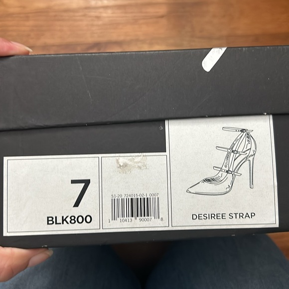 Banana Republic Black Patent Desiree Strap Heel - Picture 4 of 4